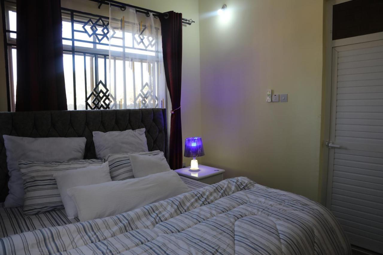 Pearl Lulu Modern Bnb Homestay Dar es Salaam Exterior photo