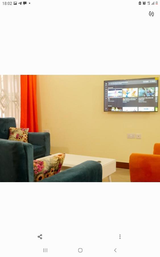 Pearl Lulu Modern Bnb Homestay Dar es Salaam Exterior photo